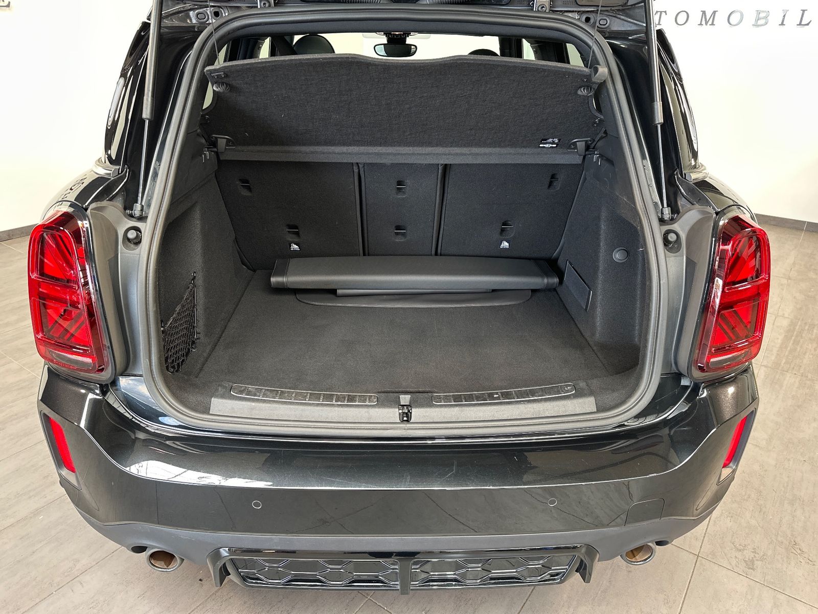 Fahrzeugabbildung MINI Countryman S Cooper All4 NAV+LED+PANO