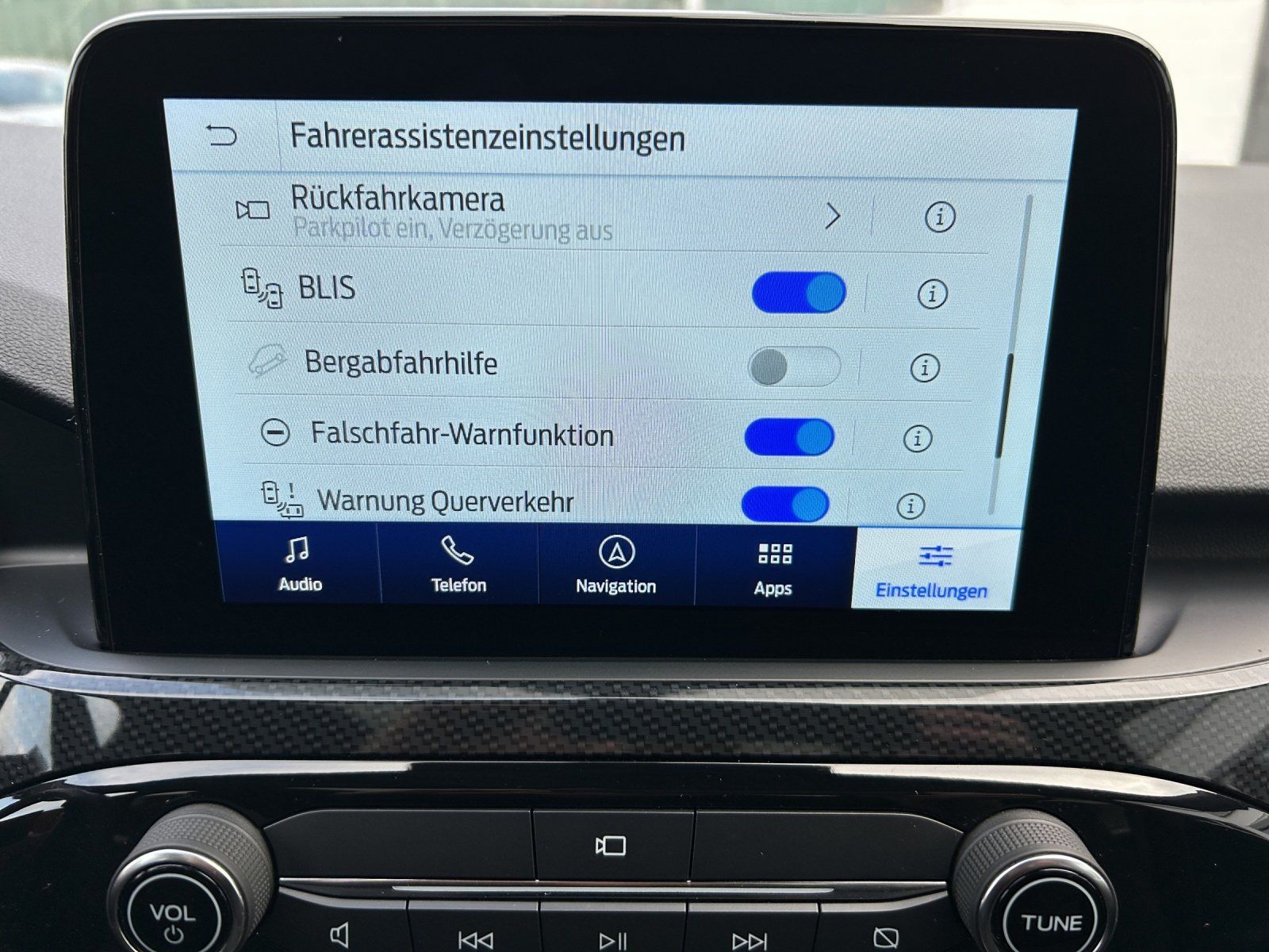 Fahrzeugabbildung Ford Kuga 2.5 PHEV ST-Line Aut./ACC/KAMERA/PANO/SHZ/
