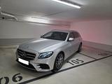 Mercedes-Benz E 220 d T 9G-TRONIC AMG, AHK, Widescreen 360 Kam - gebrauchte Mercedes-Benz E 220 aus dem Jahr 2020