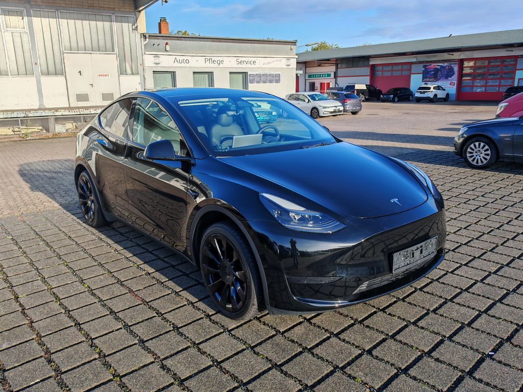 Image of Tesla Model Y