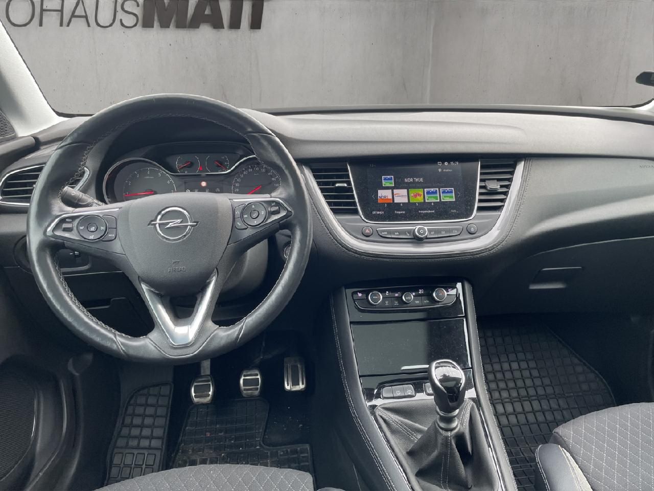 Fahrzeugabbildung Opel Grandland Innovation