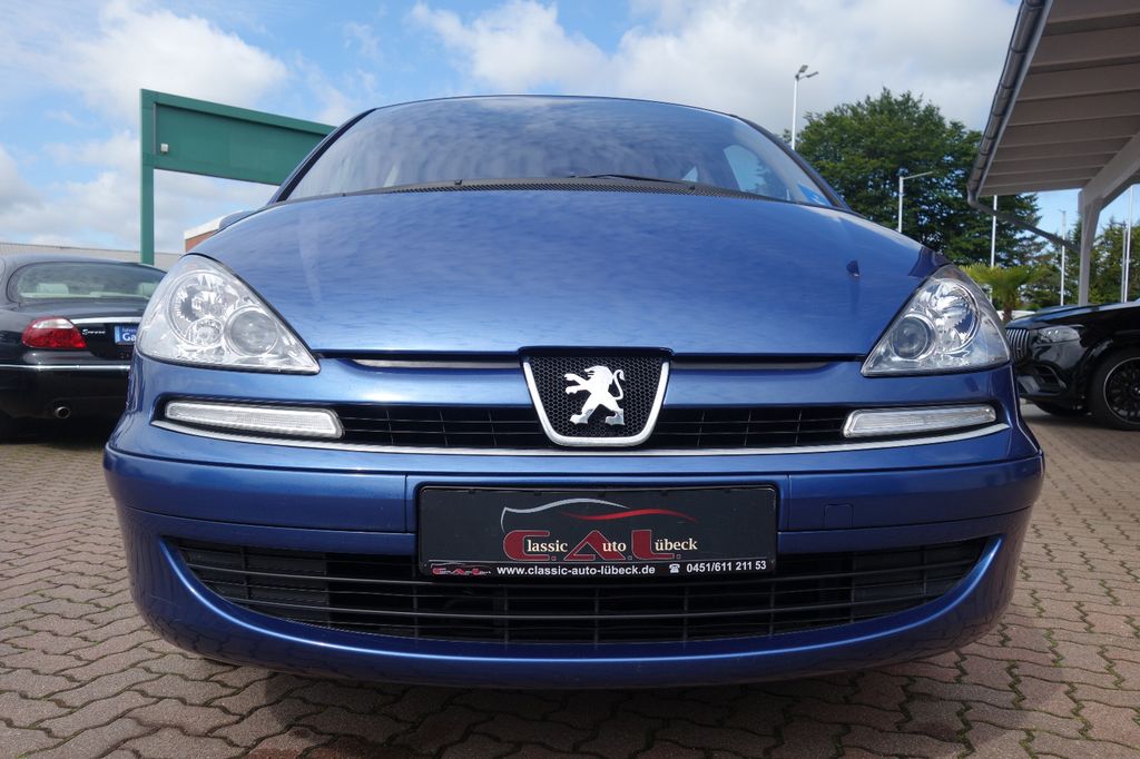 Peugeot 807