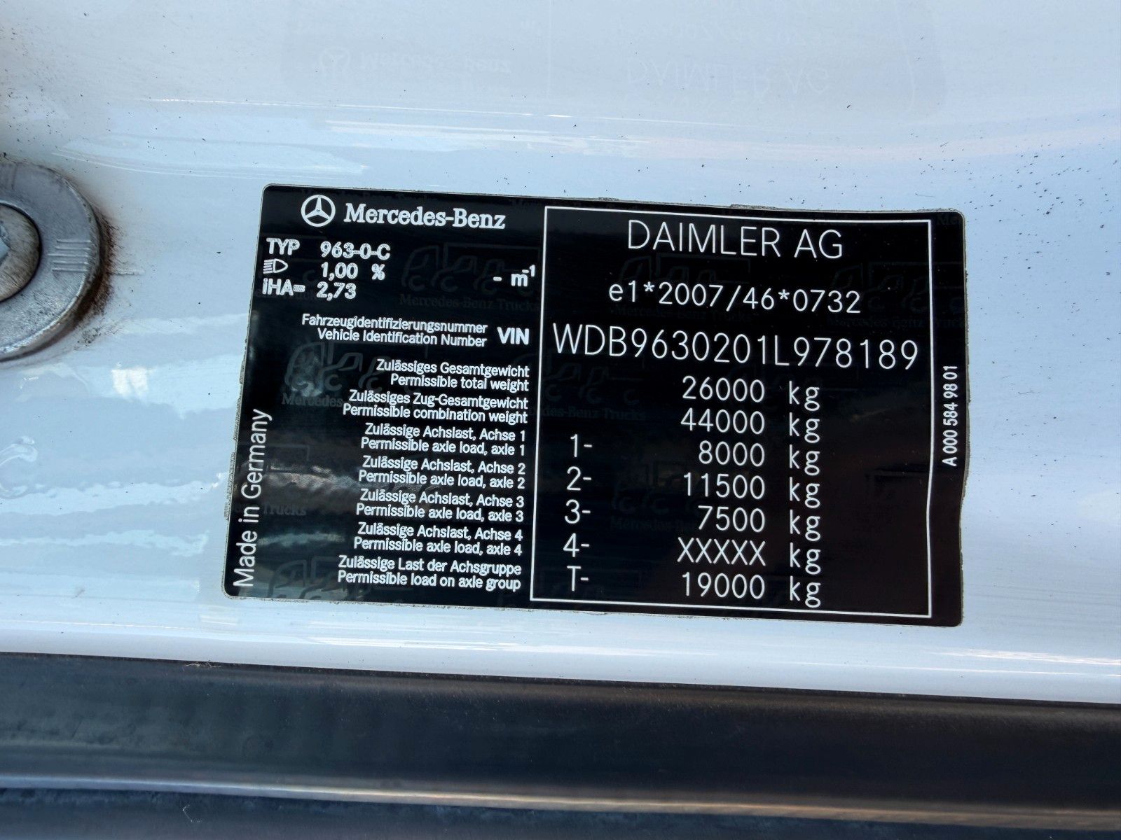 Fahrzeugabbildung Mercedes-Benz Antos 2543 L Schwenkwand LBW BÄR 2.500kg AHK