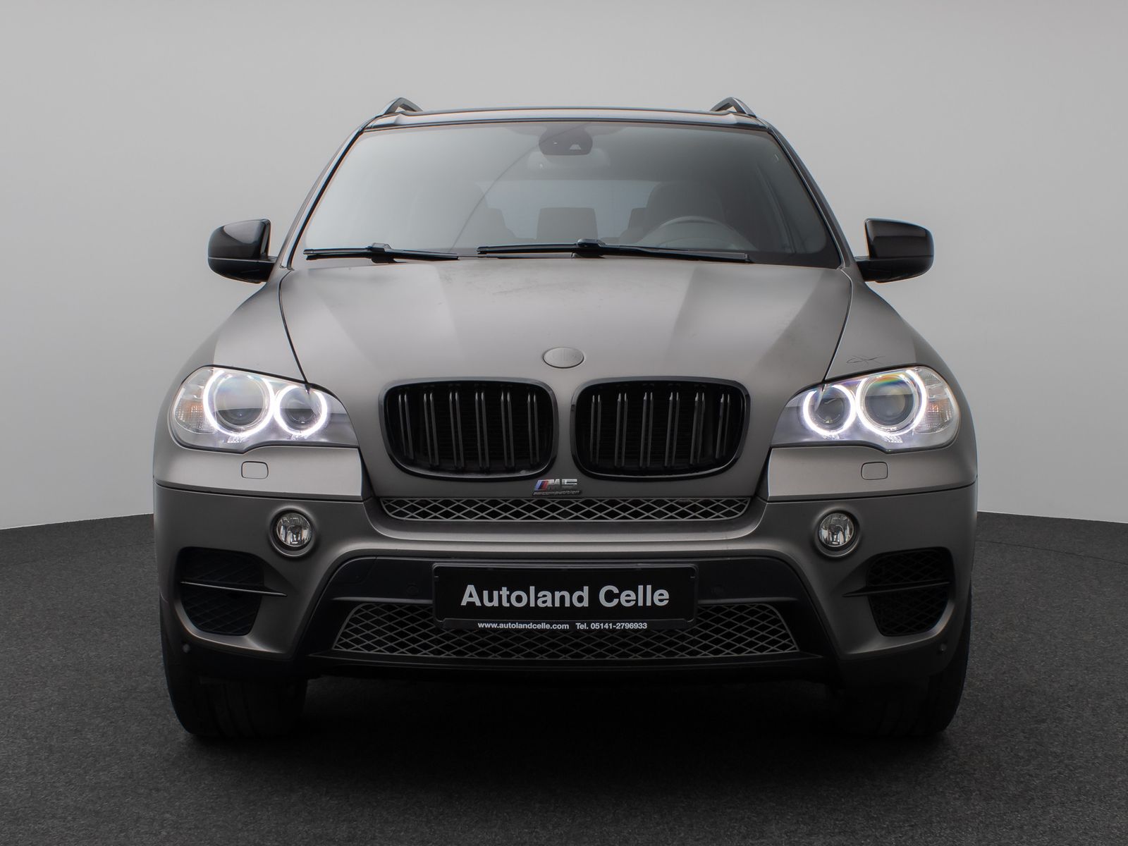Fahrzeugabbildung BMW X5 xD40d  Sport Panorama Kamera HUD HiFi SoftCL