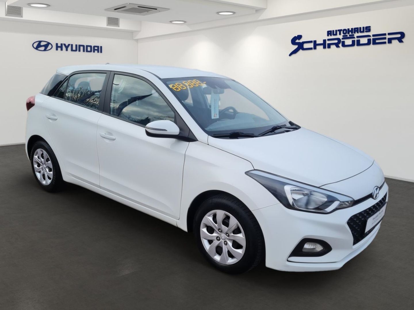Fahrzeugabbildung Hyundai i20 1.2 Benzin M/T Tempomat, Allwetterreifen