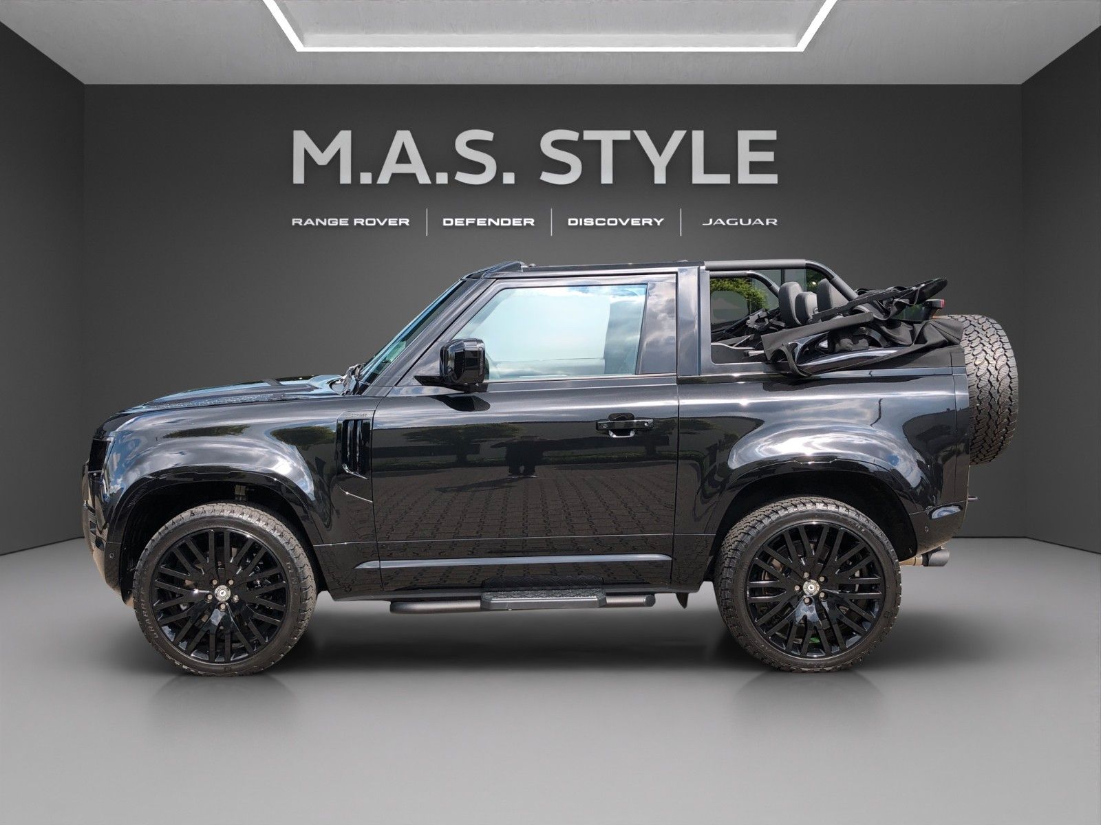 Fahrzeugabbildung Land Rover Defender 90 V8 Cabrio Einzelstück m. TÜV