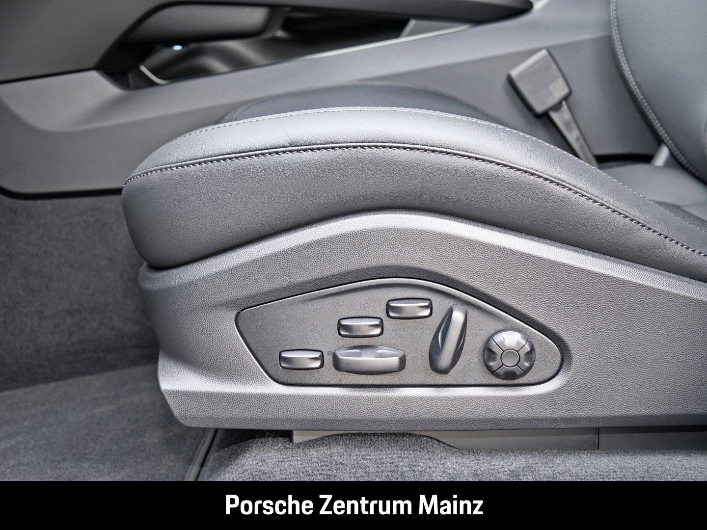 Porsche Macan - Bild 18