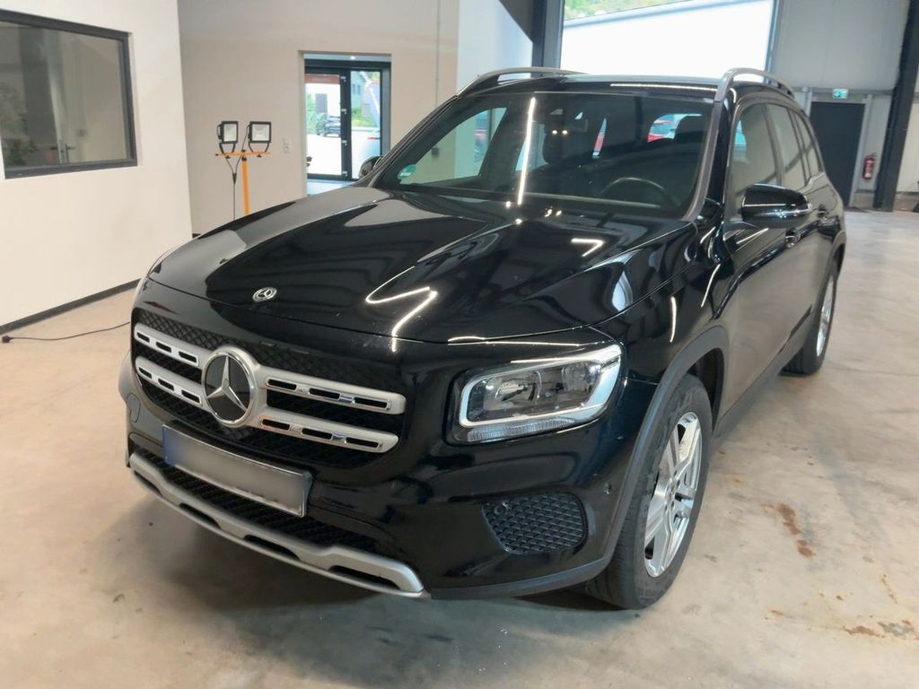 Image of Mercedes-Benz GLB 180
