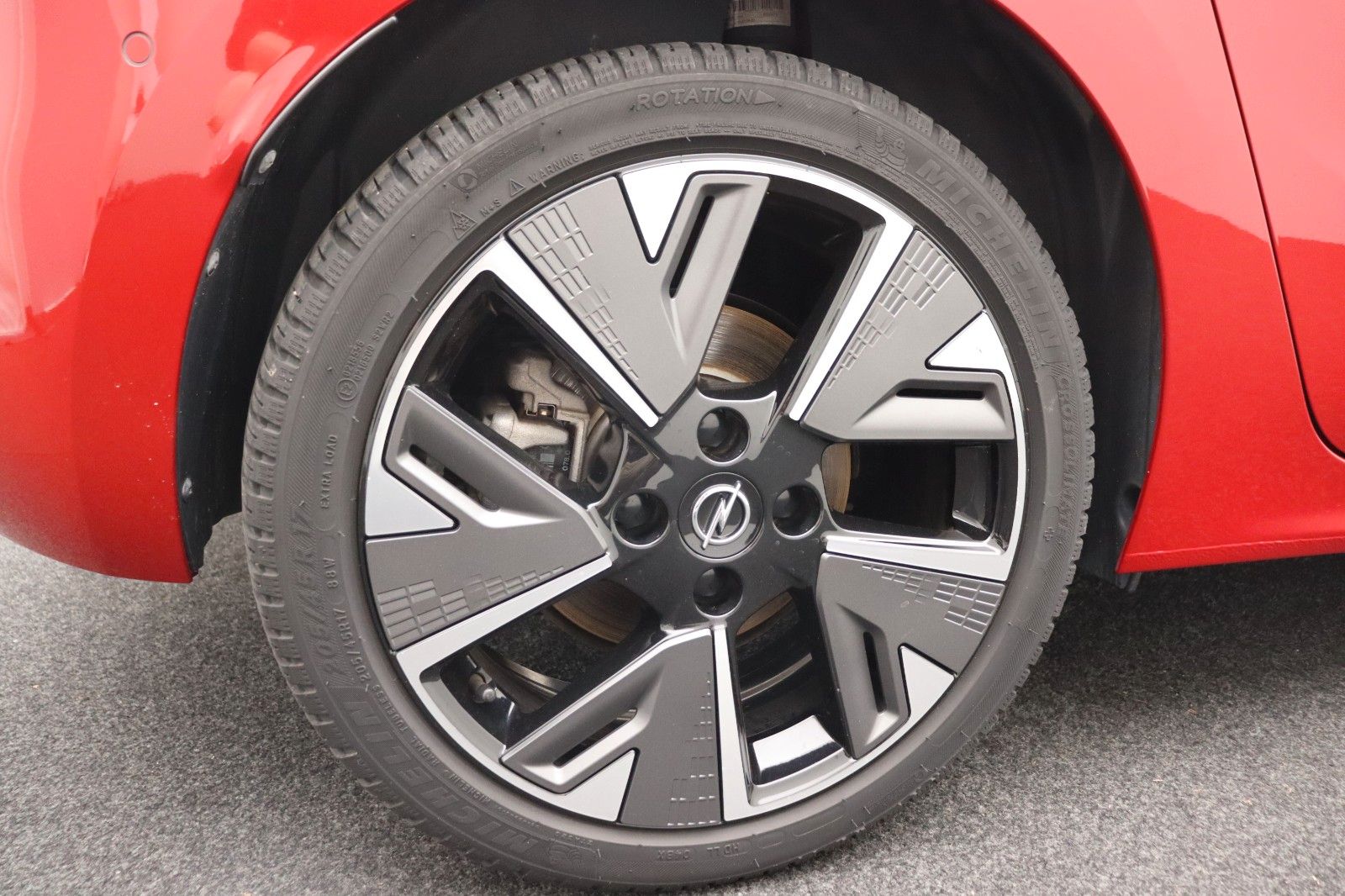 Fahrzeugabbildung Opel Corsa-e F First Edition IntelliLux Panorama PDC