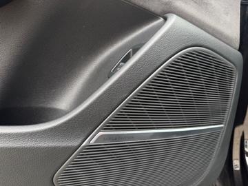 صورة مصغرة 27 لـ 2018 AUDI Q8
