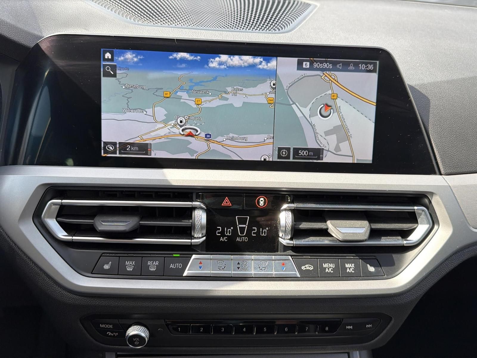 BMW 318d Tour. Advantage Pano LED Navi Live-Cockpit foto 13