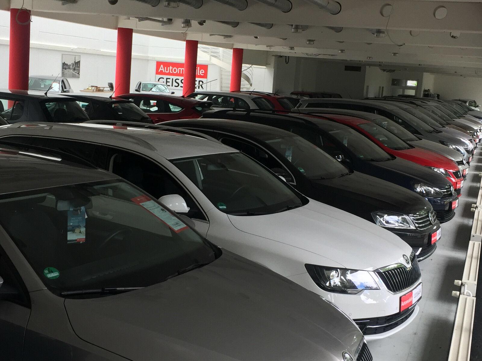 showroom-image-bottom