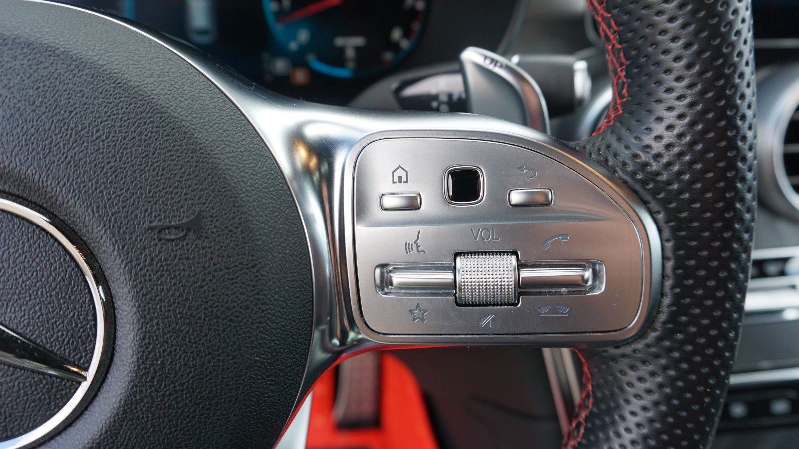 Fahrzeugabbildung Mercedes-Benz GLC 43 AMG Coupe 4M, Kamera,SD,Apple CarPlay