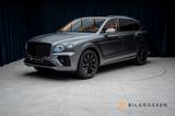 Bentley Bentayga 4.0 V8 First Edition Mulliner Blackline - weiße Bentley Bentayga