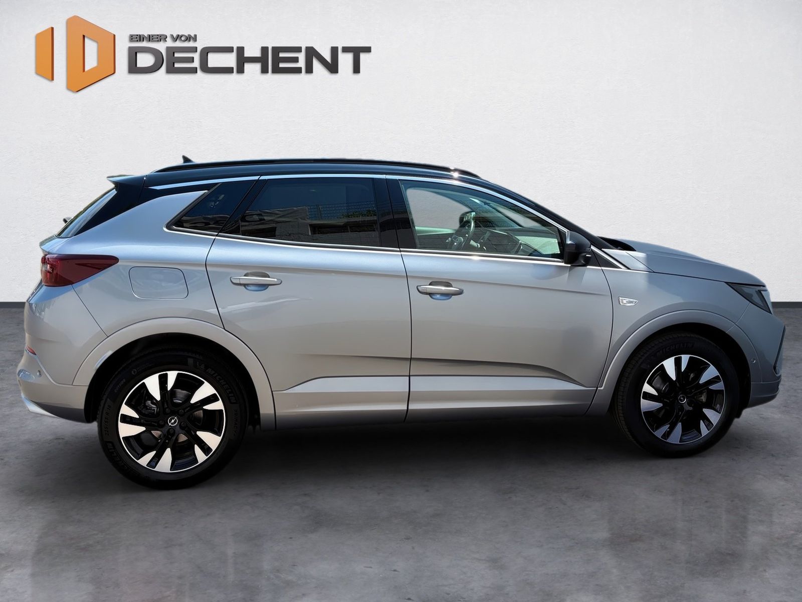 Fahrzeugabbildung Opel Grandland 1.2 Turbo Elegance 360,KlimaA,LED,Navi