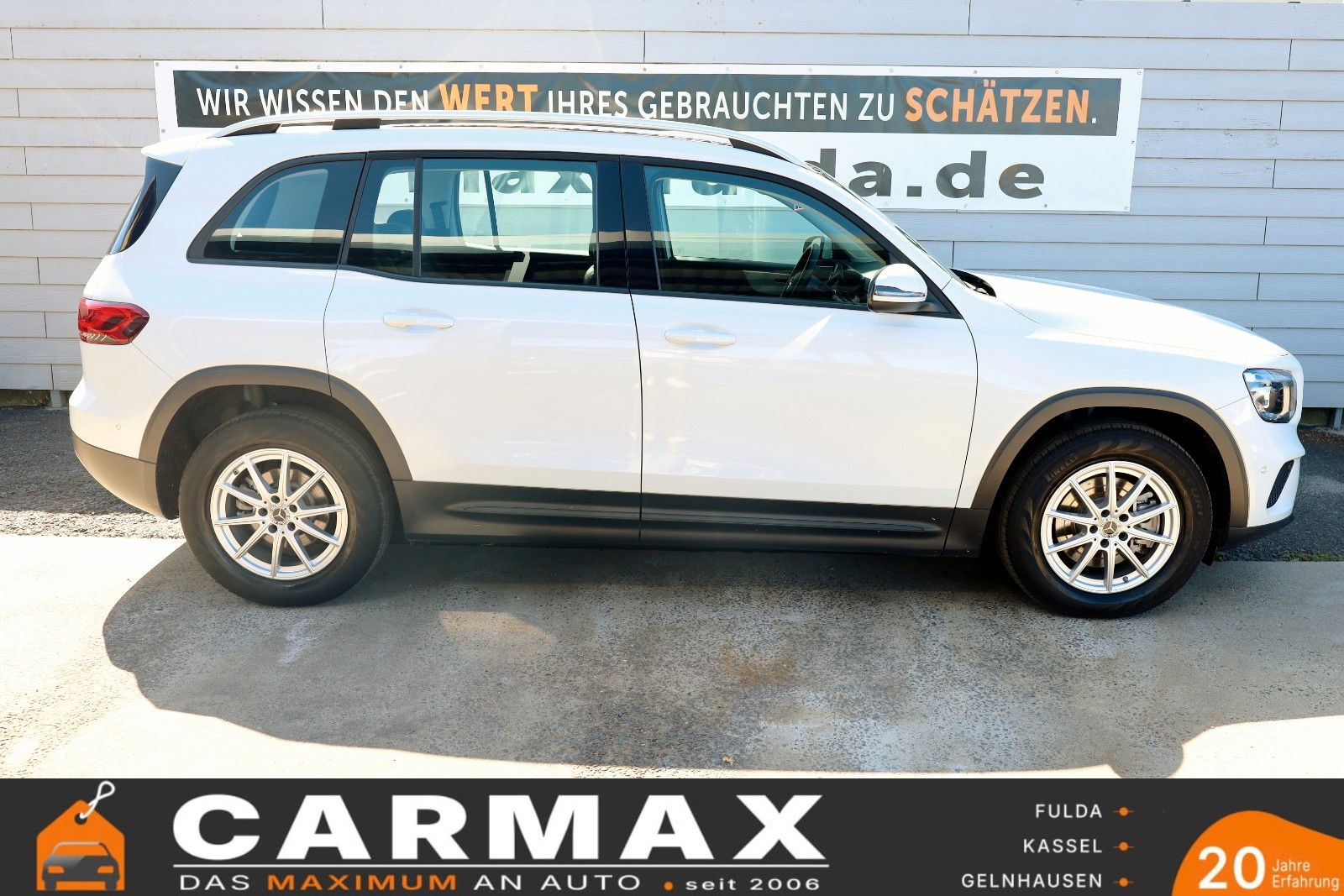 Fahrzeugabbildung Mercedes-Benz GLB 200 d, T.Leder,Navi,LED,SH,Kamera,Panorama