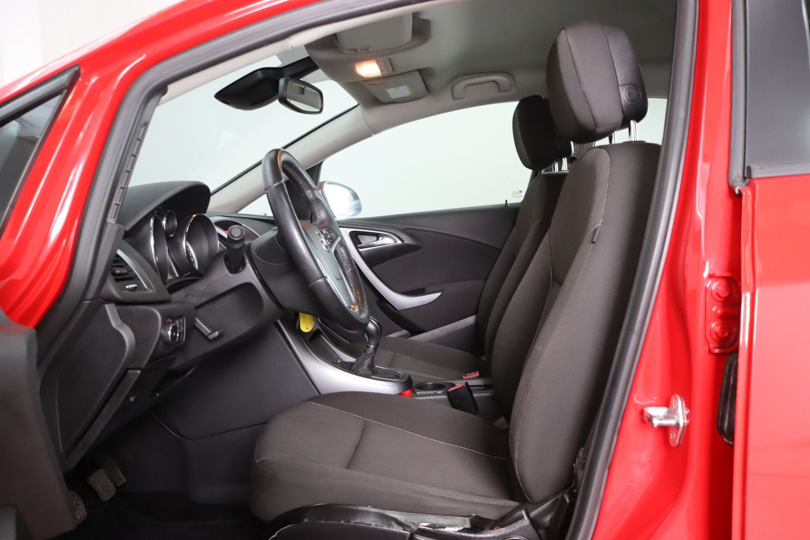 Fahrzeugabbildung Opel Astra 1.4 Turbo Edition * HU 02.2027 * AHK