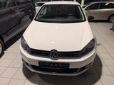 Volkswagen Golf VI Style  Navi*PDC*Sitzhzg - Volkswagen Golf aus 2011: Style