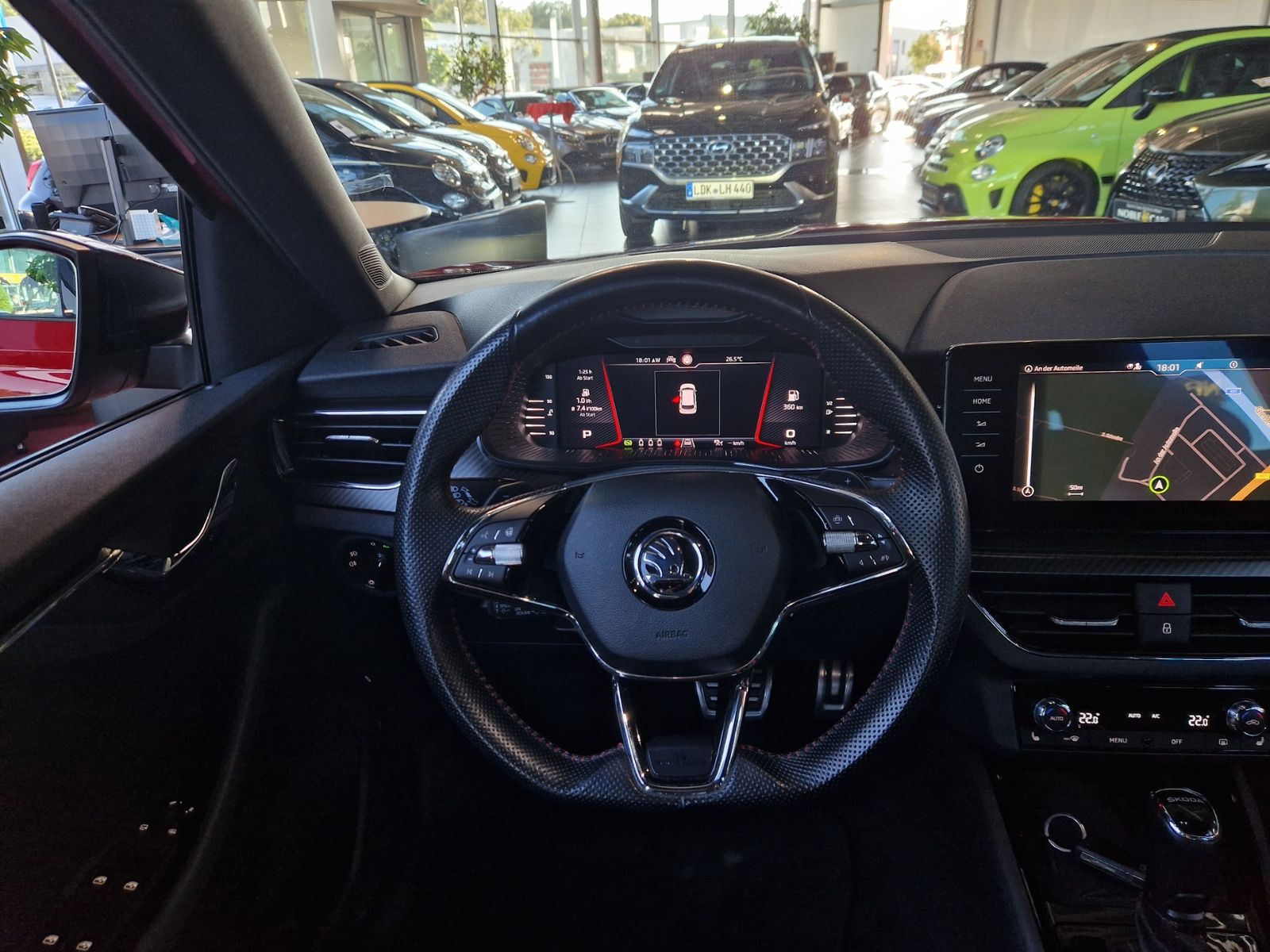Fahrzeugabbildung SKODA Kamiq Monte Carlo AHK PANO LED NAVI