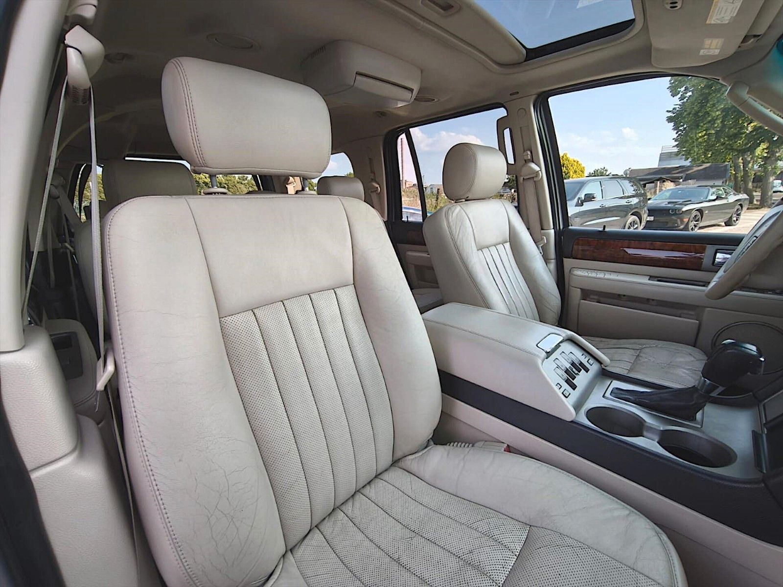 Fahrzeugabbildung Lincoln Navigator 5.4 V8 LUXURY LPG PRINS  *8 Sitze*TV*