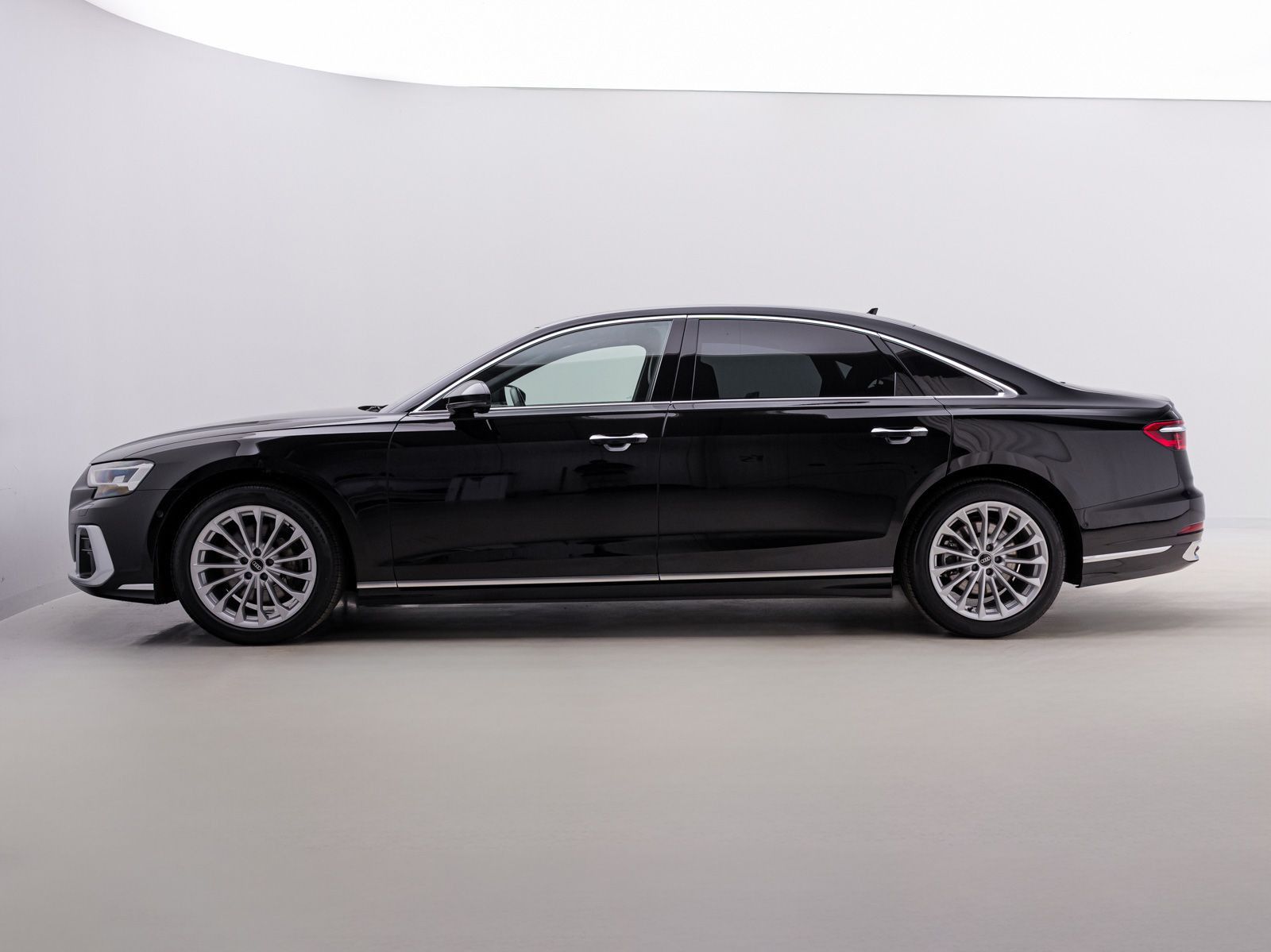 Audi A8 - Bild 7