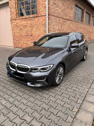 BMW 330d Touring Automatic -
