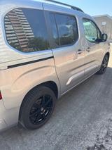 Opel Combo Combo E Life 1,2  EAT8-Automatik  - Opel Combo in Ludwigshafen