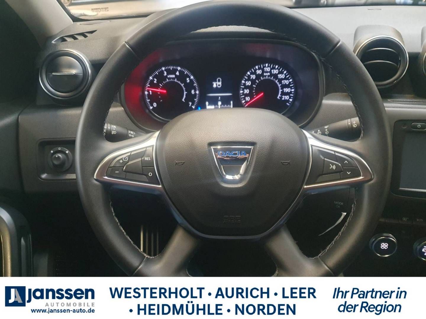 Fahrzeugabbildung Dacia Duster SCe Prestige