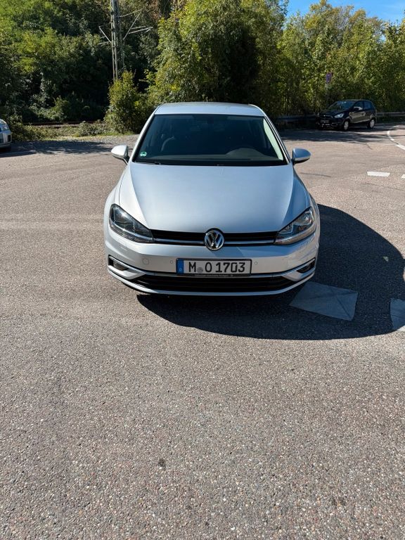 Image of Volkswagen Golf