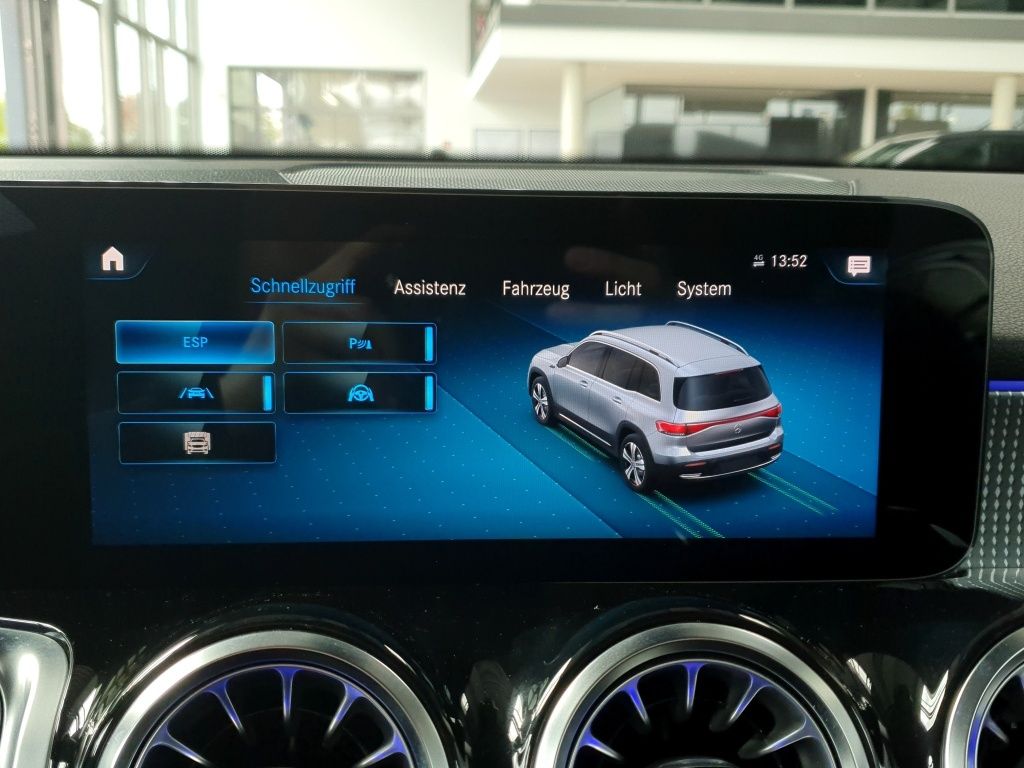 Fahrzeugabbildung Mercedes-Benz EQB 300 4MATIC Progressive*360 Grad*PDC*18 Zoll