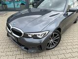 BMW 320 d Sport Line*Led*Sthzg*Kamera*Acc*AHK* - Diesel Gebrauchtwagen in Gießen