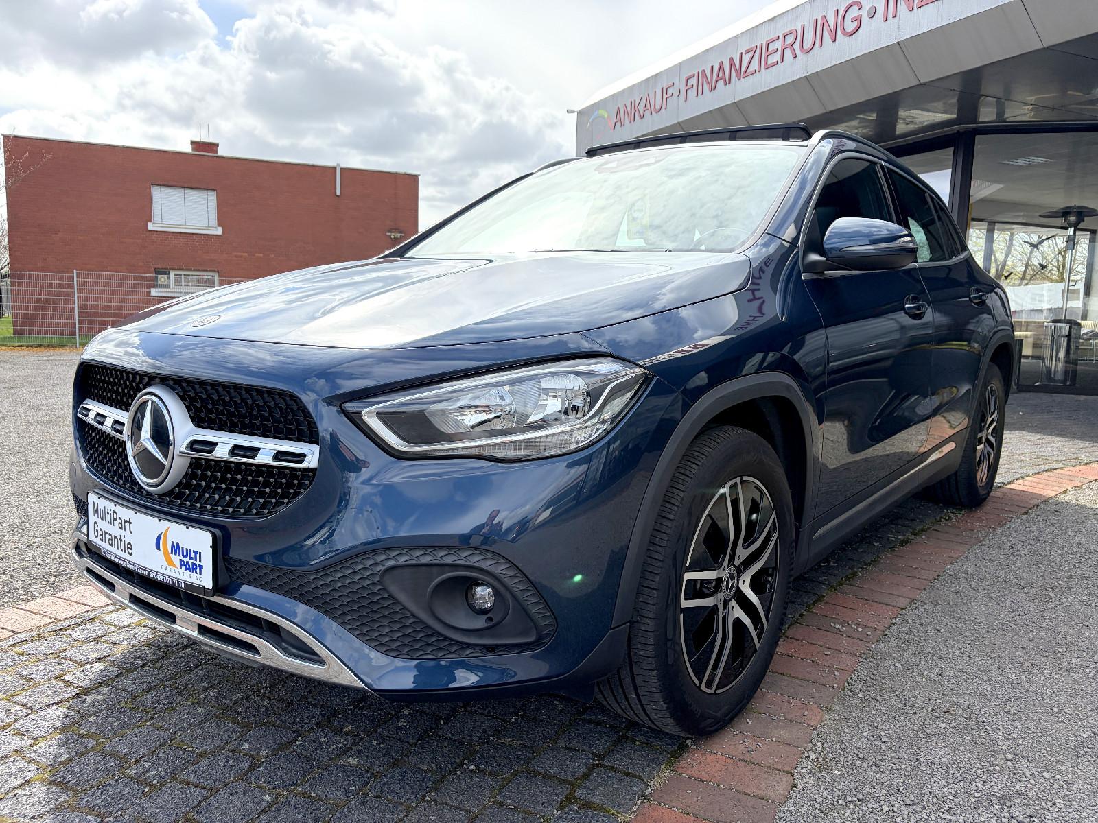 Mercedes-Benz GLA 250 e Progressive LED HUD PANO LEDER AHK SHG