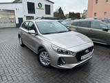 Hyundai i30 Select*KLIMA*PDC*TEMPO*4S-REIFEN*LED - Hyundai i30 in Bonn
