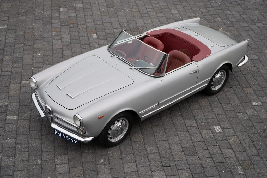 Alfa Romeo Spider