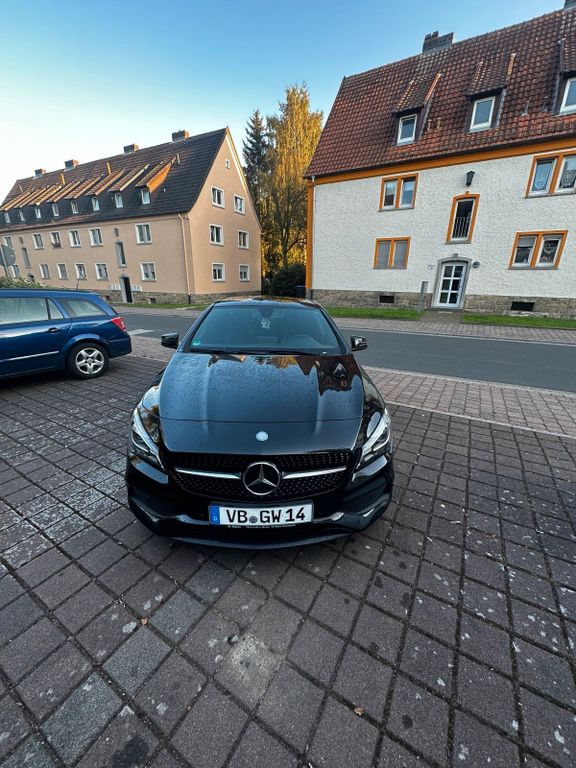 Image of Mercedes-Benz CLA 250