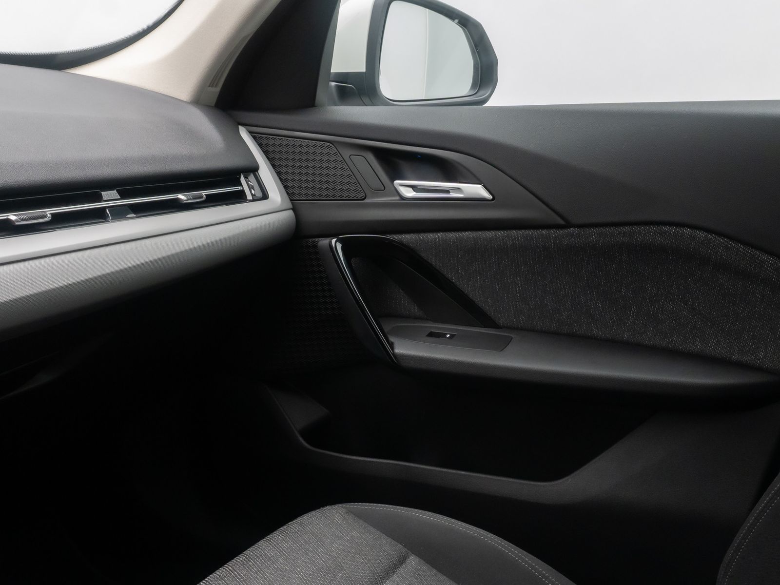 Fahrzeugabbildung BMW X1 sD18d AHK Kamera DAB GeschwindigReg Widscreen