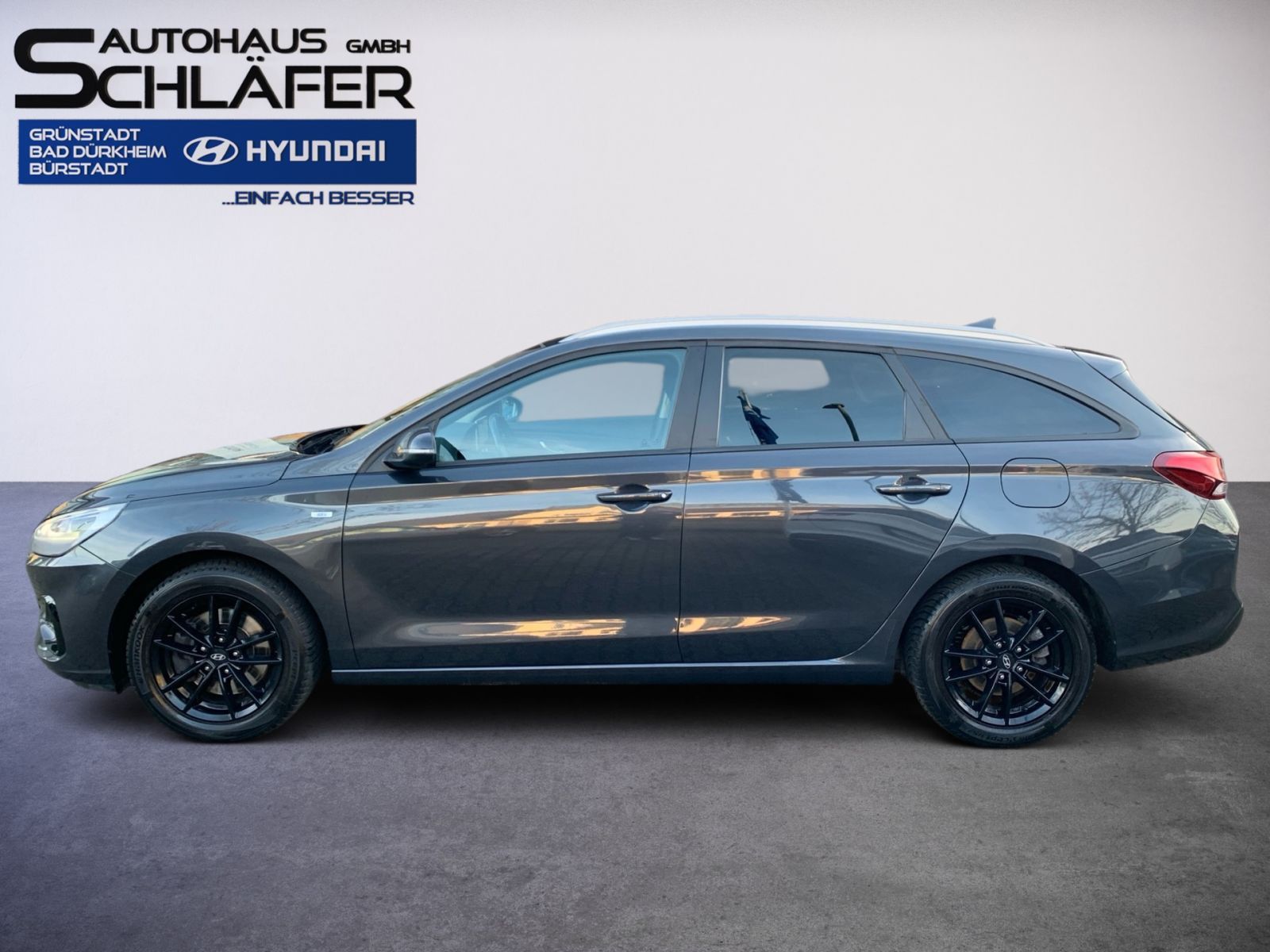 Fahrzeugabbildung Hyundai i30 Kombi 1.0 T-GDI Intro Edition Mild-Hybrid AH