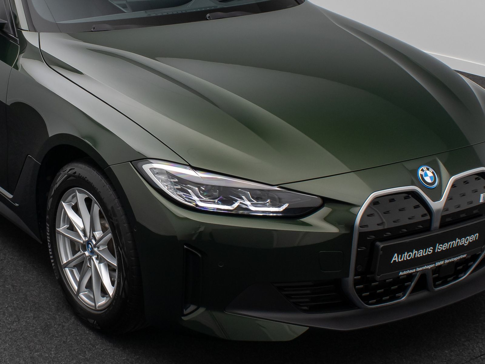 Fahrzeugabbildung BMW i4 eD40 Gran Coup&egrave; Kamera HUD DAB HiFi Komfort