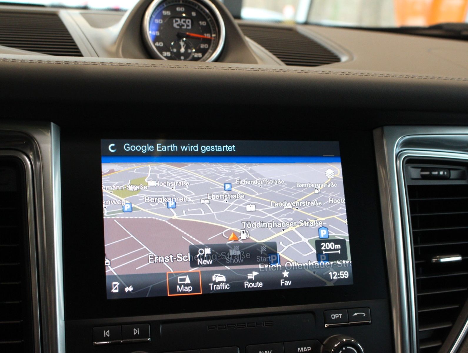 Fahrzeugabbildung Porsche Macan GTS Sport Design Sport Chrono*Pano