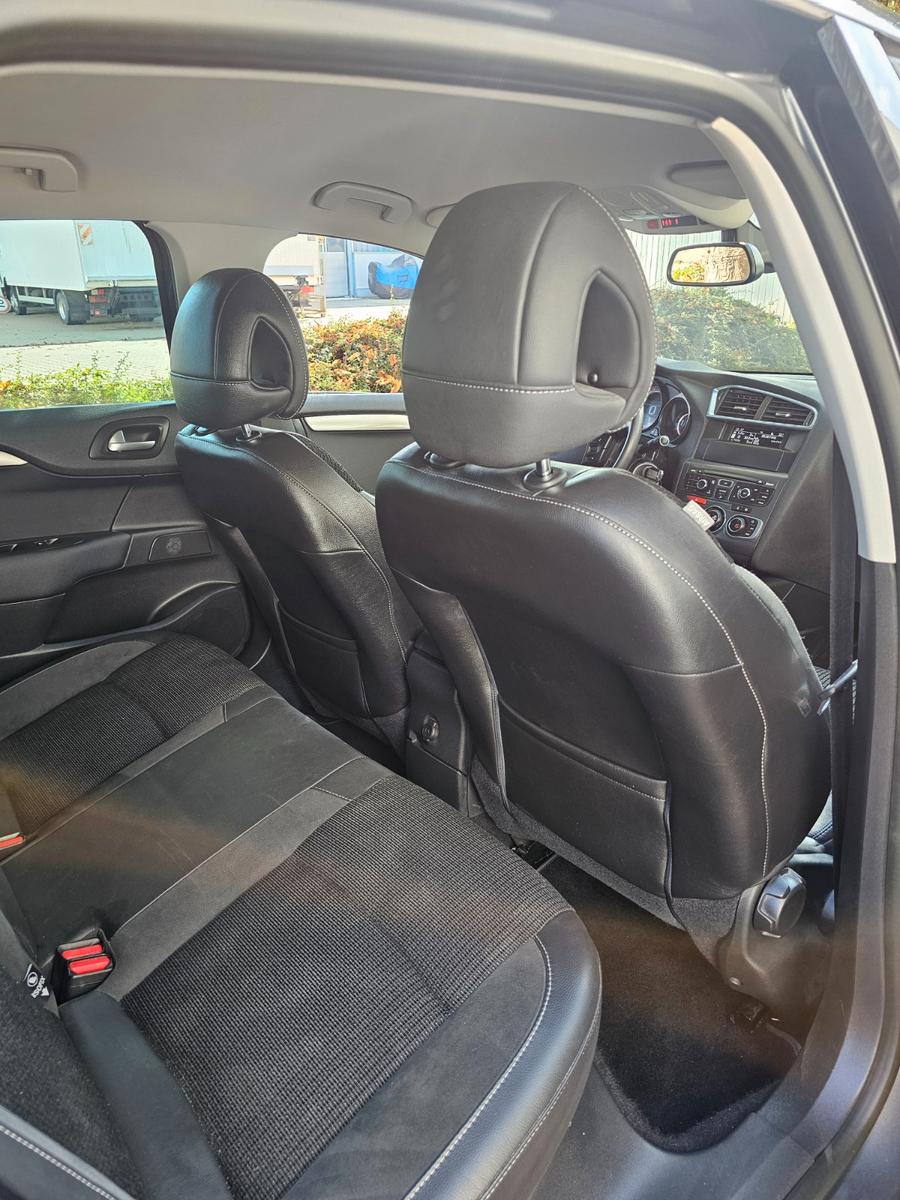 Citroën C4 THP 155 Exclusive EGS6/AUTOMATIK/RENTNERFAHRZ