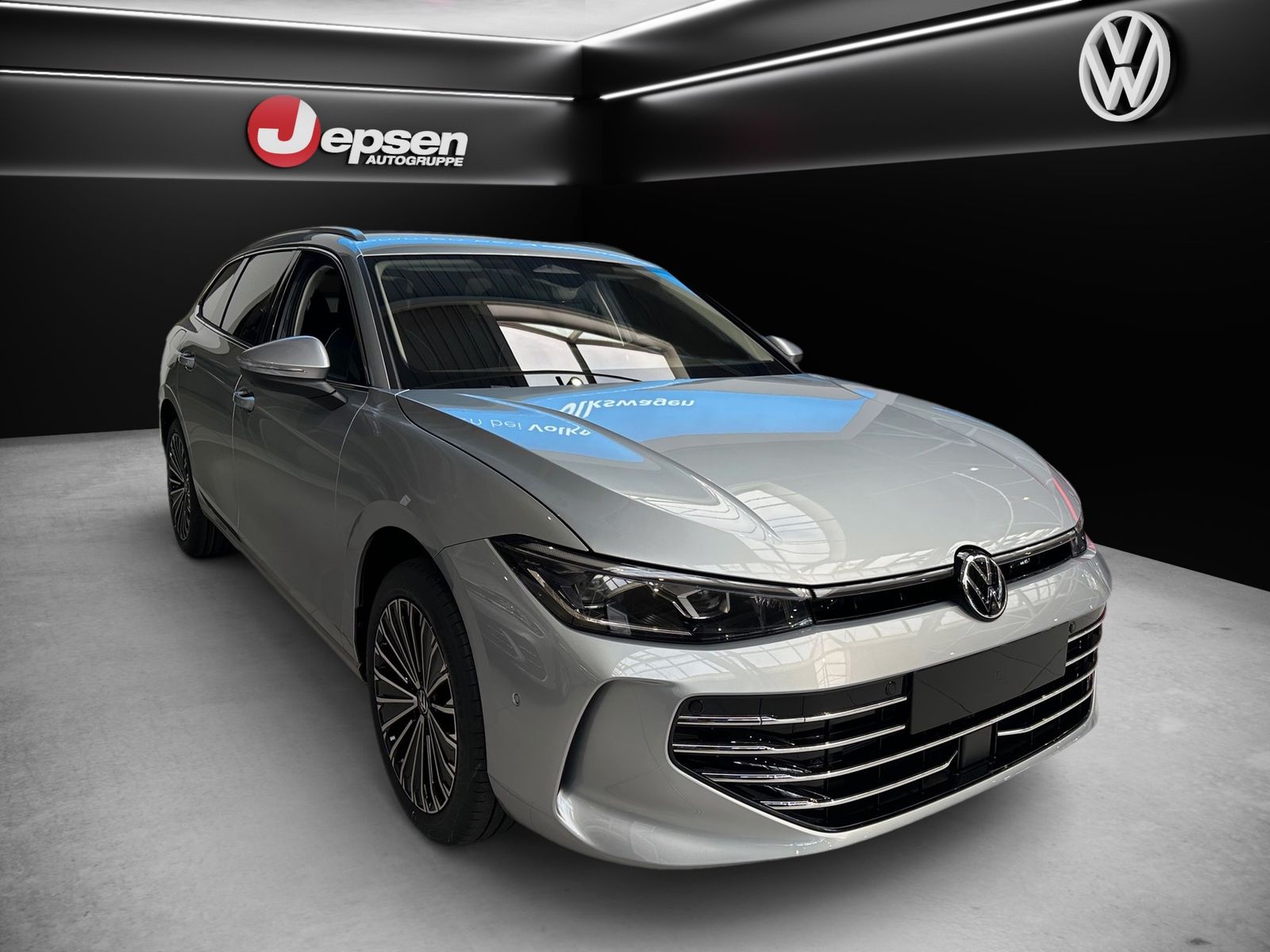 Volkswagen Passat Elegance Hybrid DSG AHK MASSAGE R-KAMERA foto 16