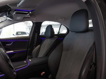 Mercedes E 200 - 8
