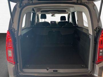 Fotografie des Opel Combo Life E - e Ultimate XL Kamera PDC SHZ