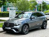 Mercedes-Benz GLC 63 S  AMG*Sitzklima*HUD*Pano*AHK*Distronic* - Mercedes-Benz GLC 63 AMG in München