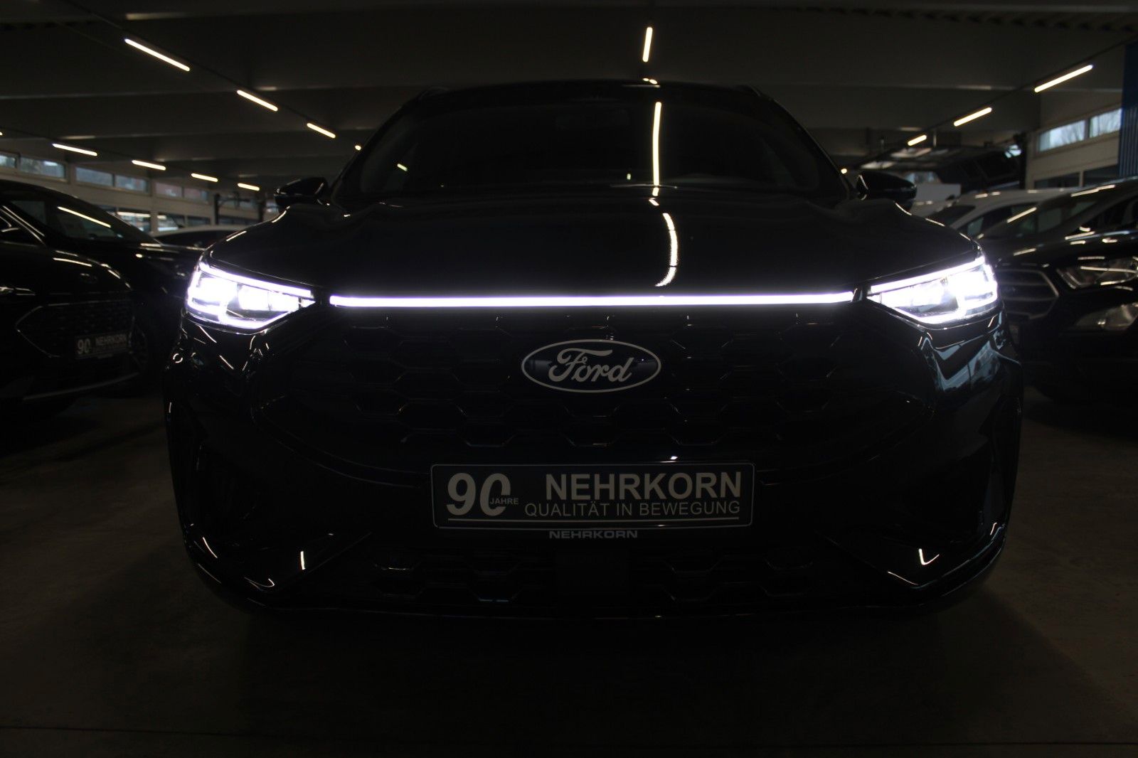 Fahrzeugabbildung Ford Kuga ST-Line LED NAVI HUD CAM WinterPaket uvm.