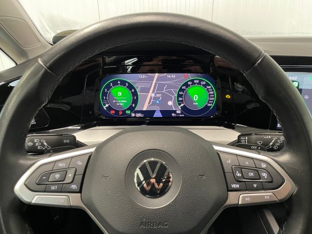 Golf VIII Variant Life 1.0 eTSI DSG RFK NAVI TRA