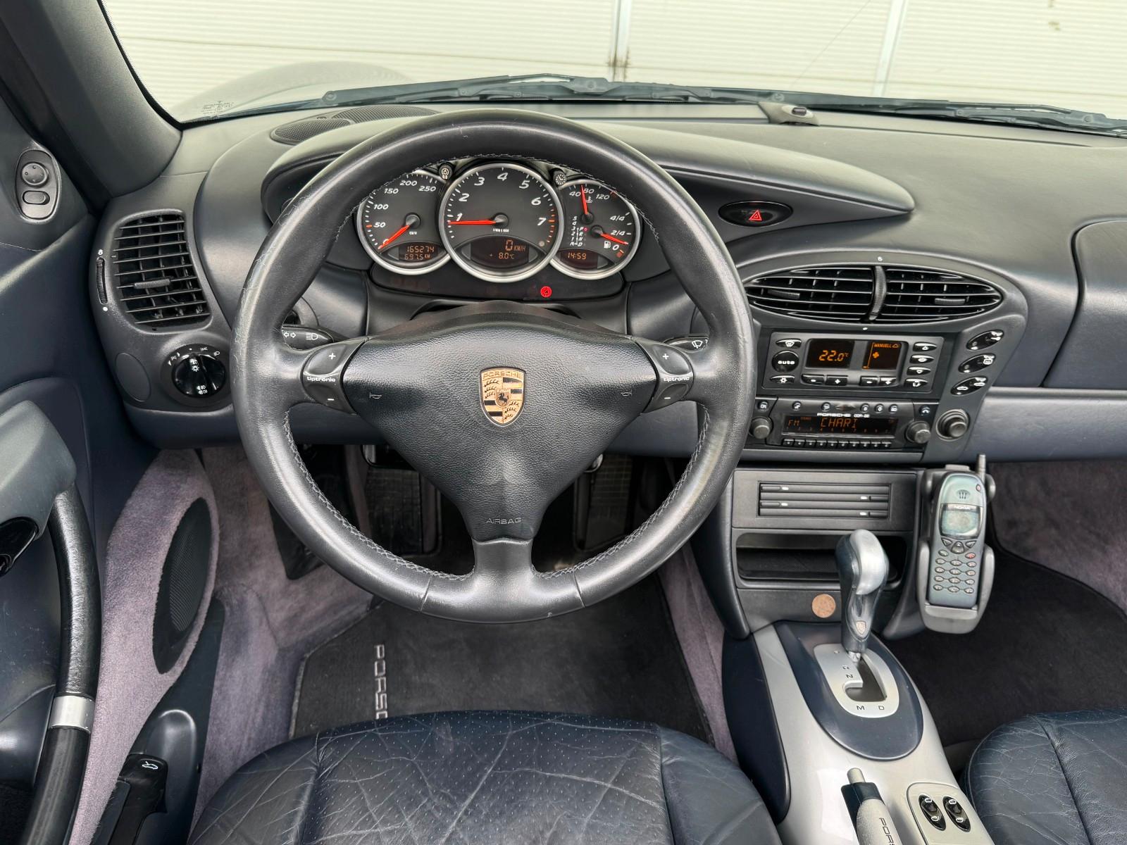 PORSCHE BOXSTER - 2.5 TIPTRONIC - CLIMATISATION AUTO - 204 CV