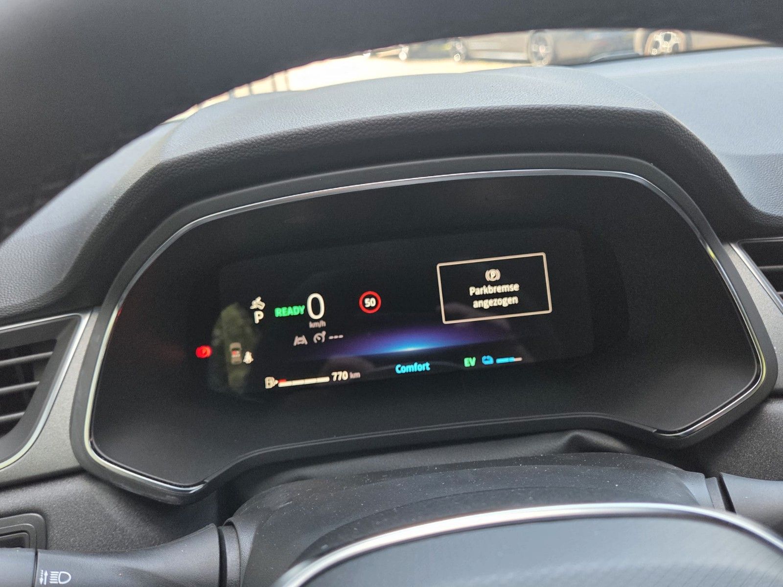 Fahrzeugabbildung Renault Captur Full Hybrid E-Tech 160 Esprit Alpine