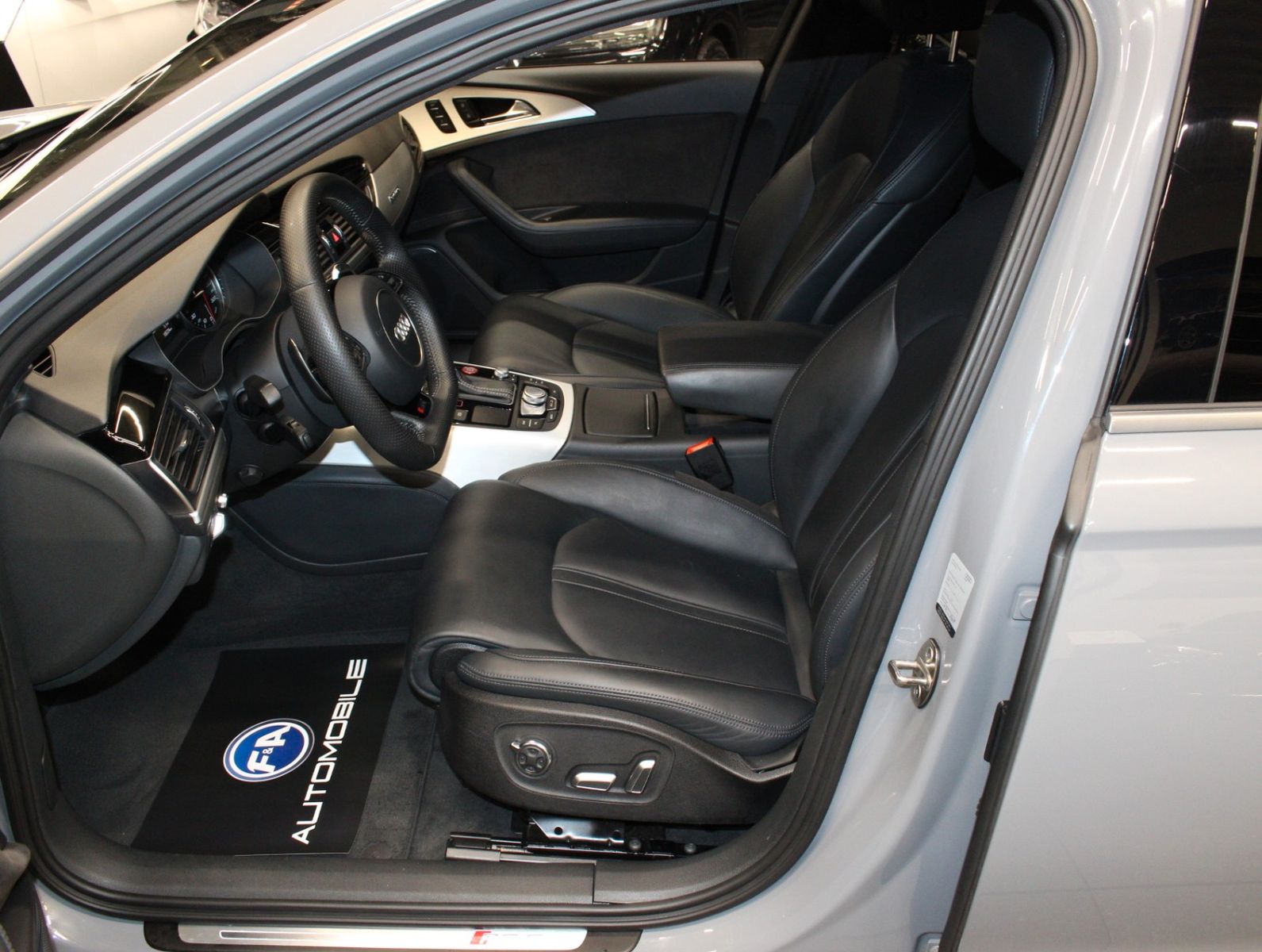 Fahrzeugabbildung Audi RS 6 Avant 4.0TFSI quattro Perf.*1.Hand*Keramik