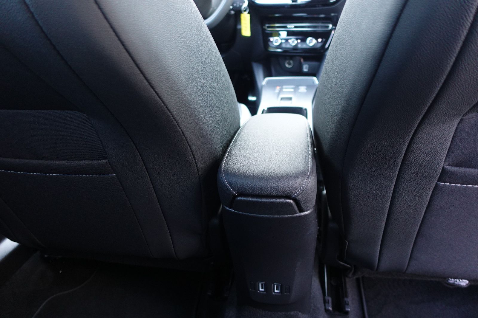 Fahrzeugabbildung Opel Mokka GS 1.2T AUTOMATIK,Kamera,Sitzhzg,Allwetter